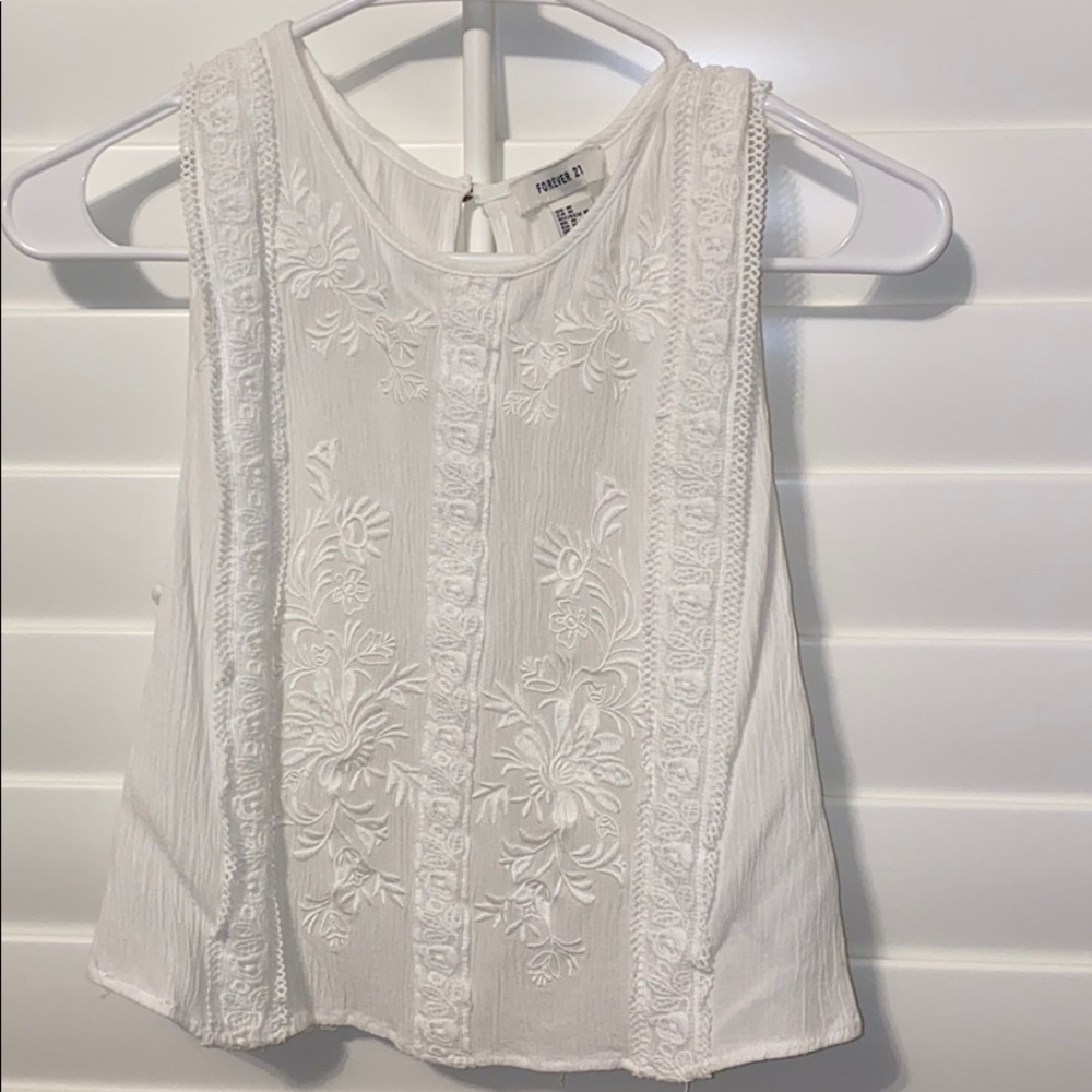 Forever 21 Boho Crochet Lace Embroidered Top